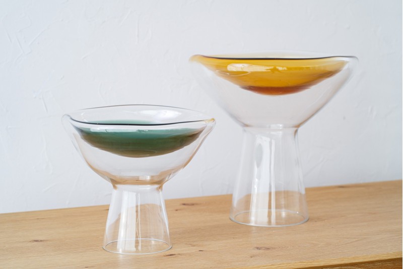 COLLECTION SORA: TABLES CENTRALES EN VERRE COLORÉ| VP Interiorismo.