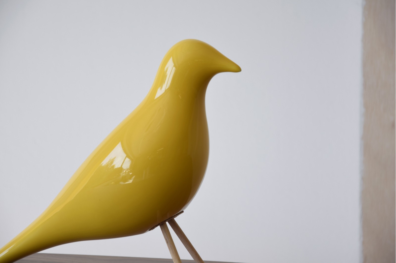 PAJARO CERAMICA COLOR AMARILLO BRILLO