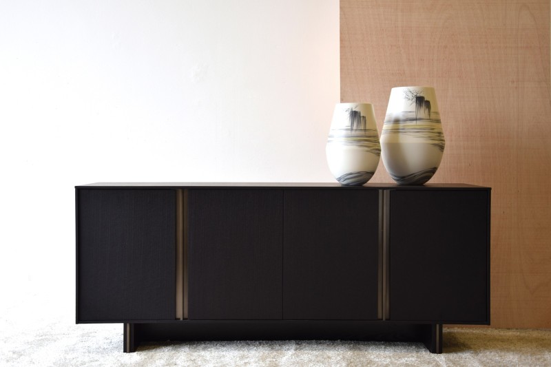 BUFFET EN CHENE NOIR MAT OR VIEILLI | VP Interiorismo