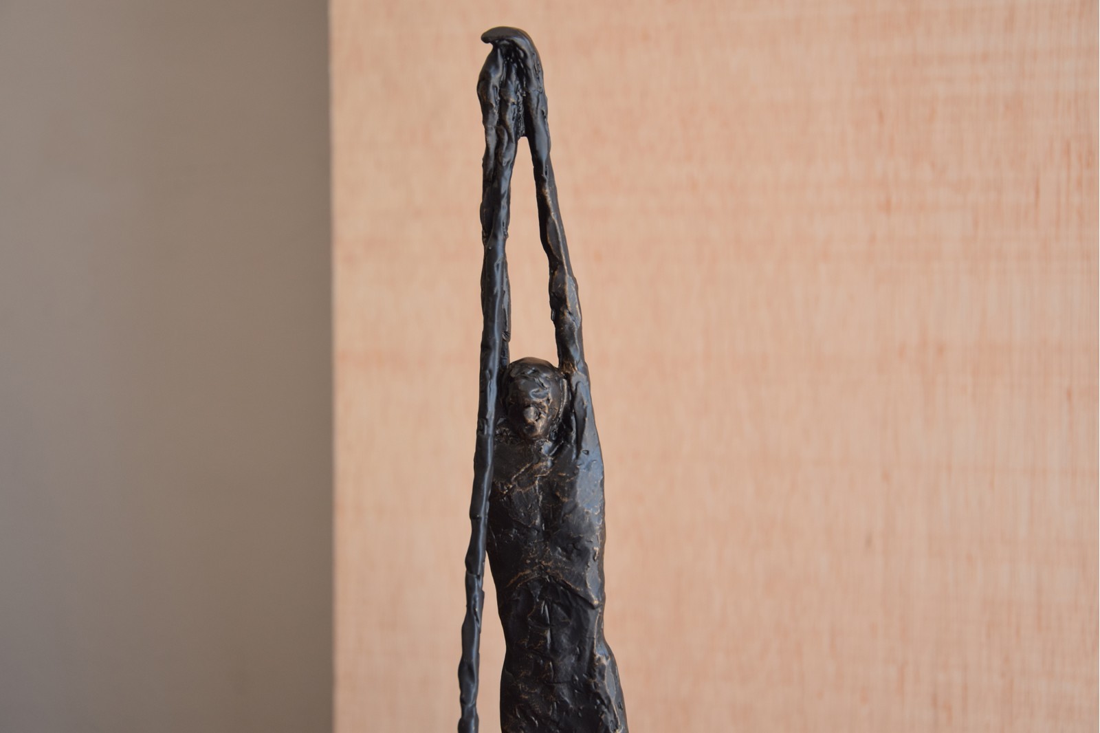 ESCULTURA HOMBRE  EN METAL Nº2