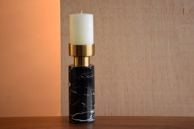 CENDLEHOLDER IN MARBLE AND METAL. SMALL | VP Interiorismo