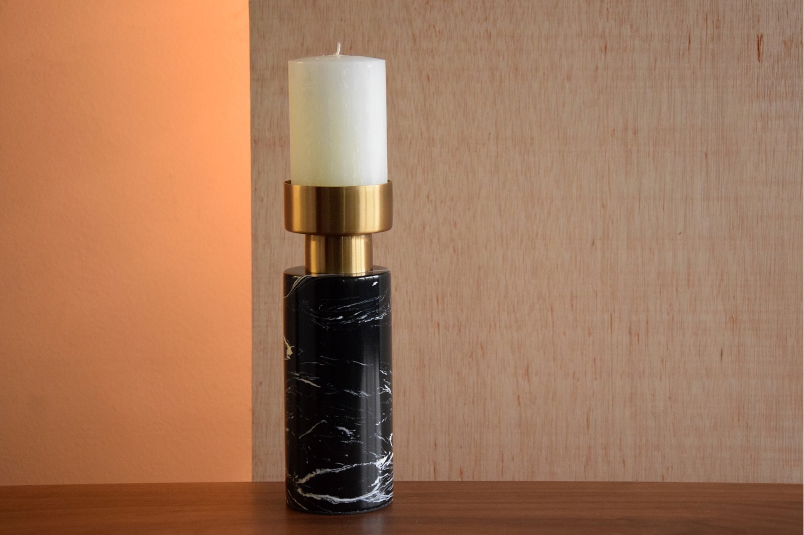 COLECCION CANDELABRO: METAL Y MÁRMOL NEGRO