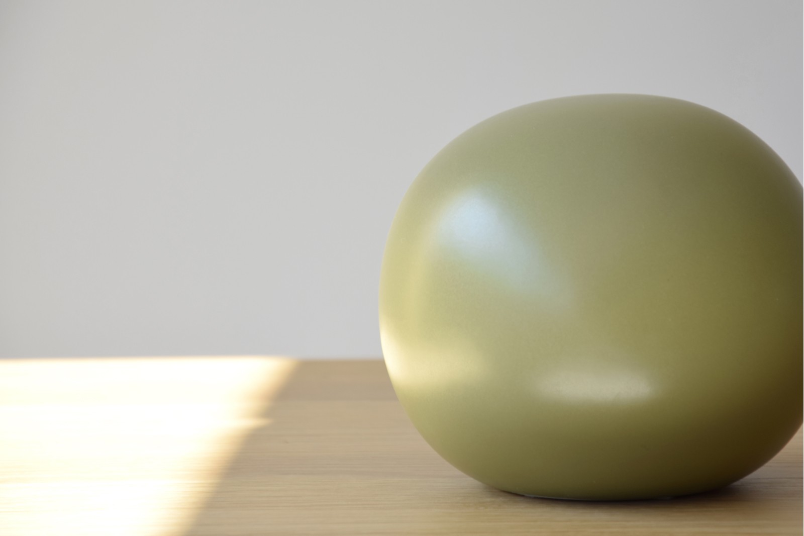 BOLA CERAMICA VERDE MATE