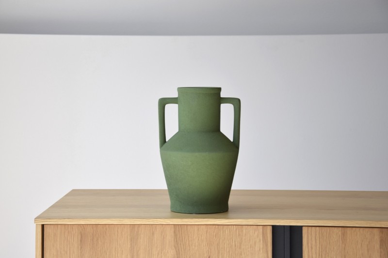 VASE EN CERAMIQUE VERT FONCE. COLLECTION CANTARO | VP Interiorismo